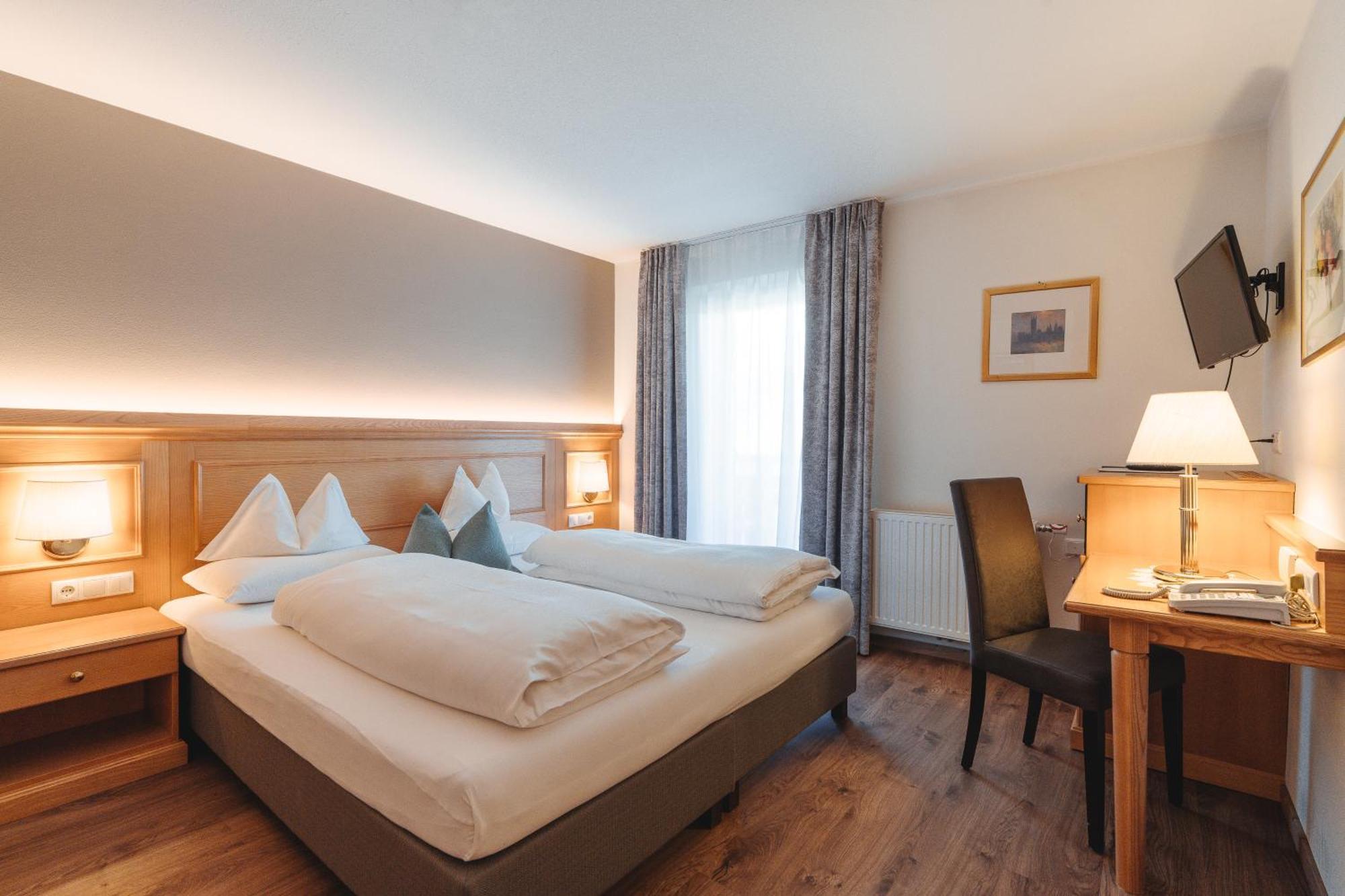 Hotel Reischach Bruneck Buitenkant foto