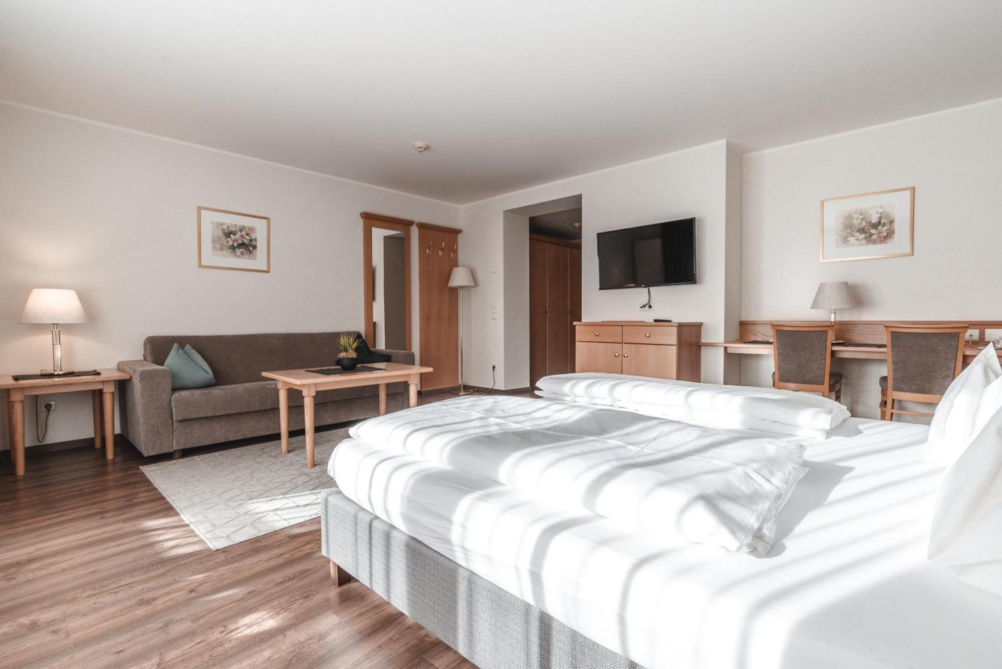 Hotel Reischach Bruneck Buitenkant foto