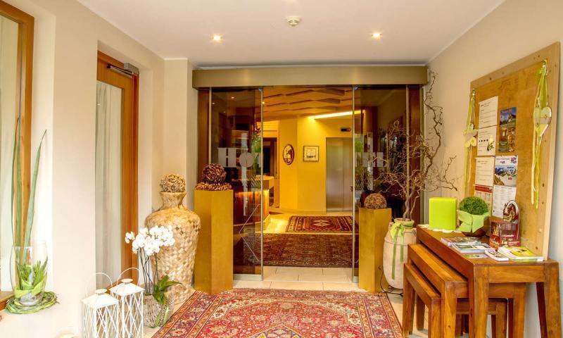 Hotel Reischach Bruneck Buitenkant foto