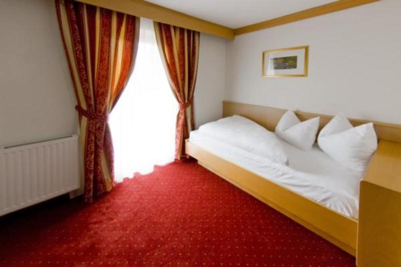 Hotel Reischach Bruneck Buitenkant foto